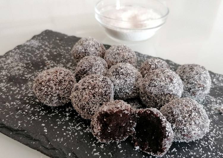 Steps to Make Premiato Palline al cocco di riciclo