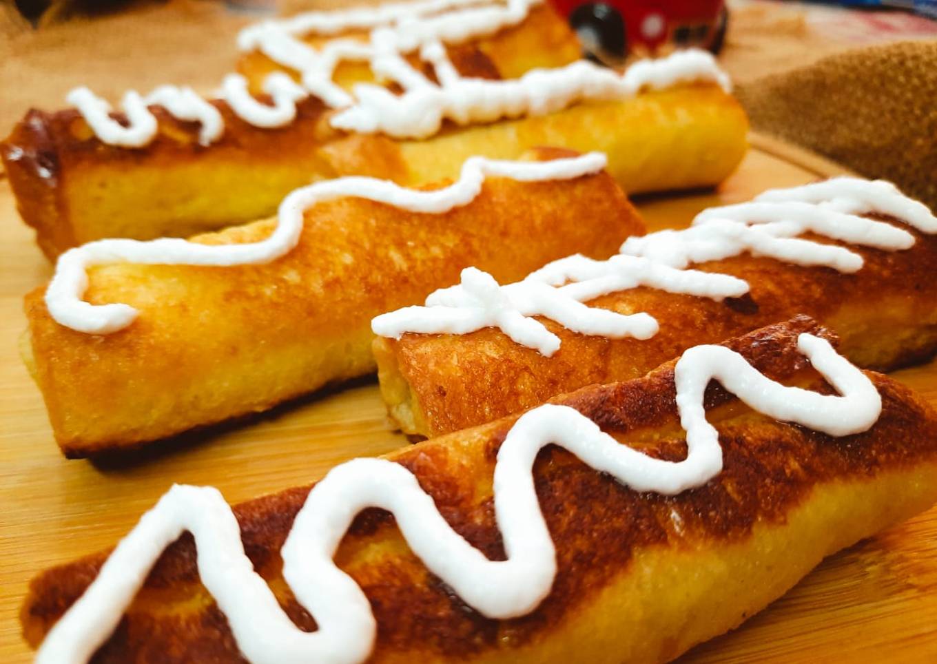French Toast Rollups