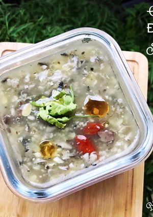 Hình của món Soup gà ác đậu xanh kỉ tử.