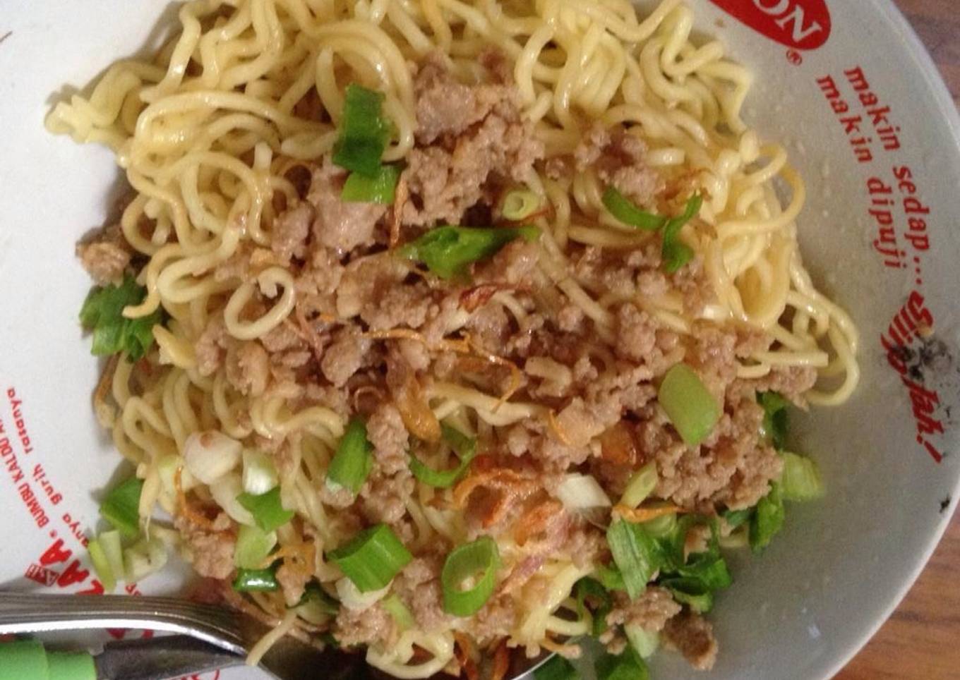 Bakmie / cwi mie babi (non halal)