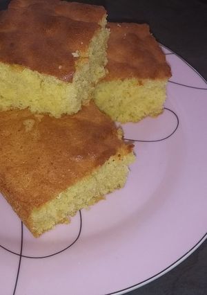 A picture of Fluffy sponge cake.