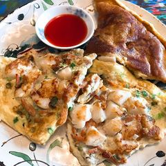 Scallop Egg Foo Young A picture of Scallop Egg Foo Young.