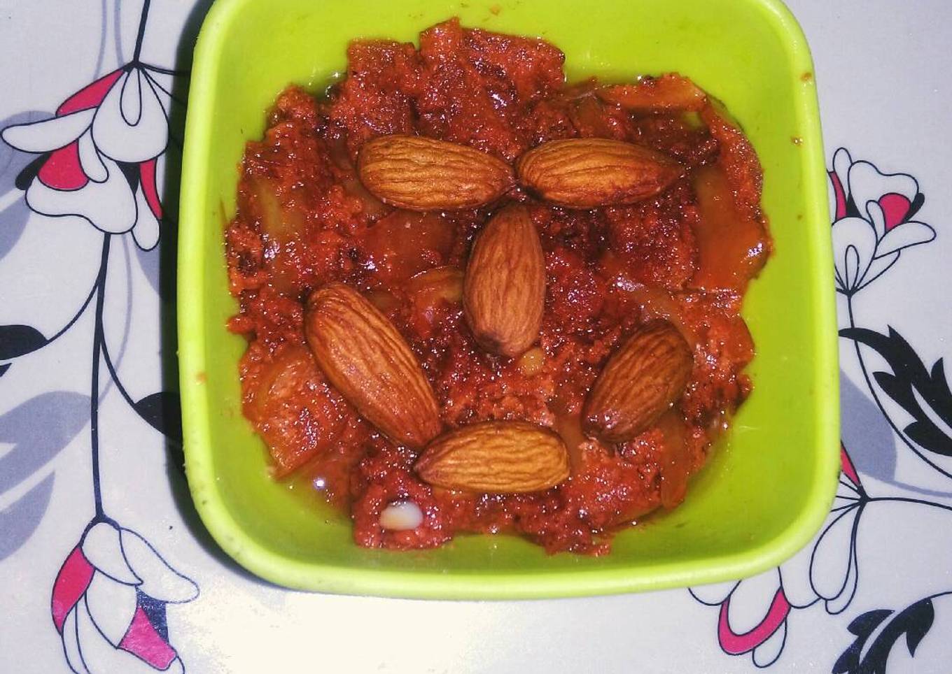 Apple peels halwa