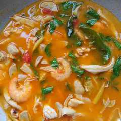 A picture of 17.Sup Tomyam Seafood#BikinRamadanBerkesan.