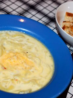 Gyors hagymaleves recept fotója