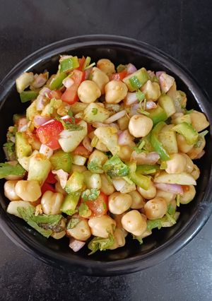 A picture of Chick pea Salad.