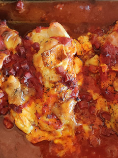 Una foto de Pechugas de pollo rellenas de queso feta y jamón