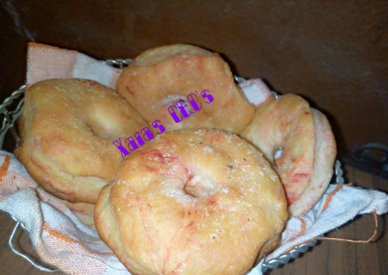 Eggless Baked Colored Doughnut