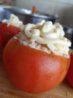Una foto de Tomates rellenos