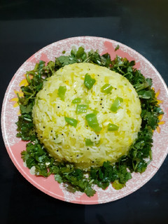 વઘારેલા ભાત (Vagharela Bhat Recipe In Gujarati) રેસીપી મુખ્ય ફોટો