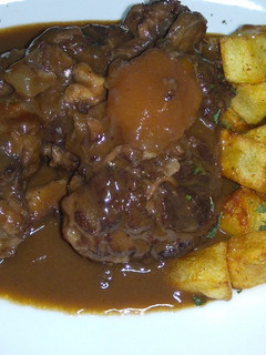 Una foto de Rabo de ternera al vino tinto