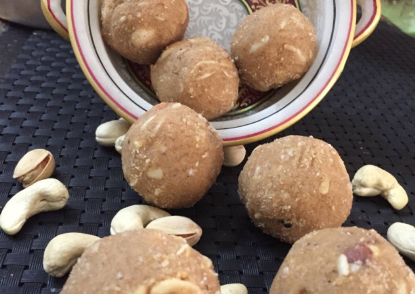 Aata and aloevera laddu