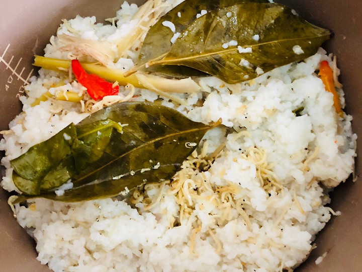 Cara Gampang Menyiapkan Nasi Liwet Rice-cooker yang Lezat