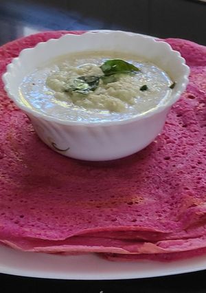 A picture of Beetroot dosa.