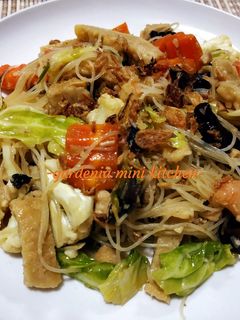 Foto resep Capcay Bihun Kekian Goreng