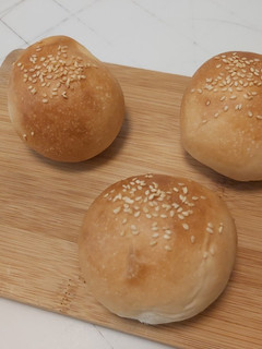 漢堡麵包(氣炸鍋) 的食譜成品照片