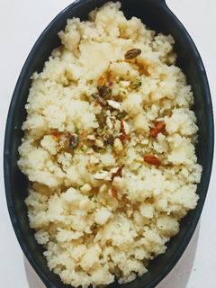 सूजी का हलवा (sooji ka halwa recipe in Hindi) रेसिपी मुख्य फोटो