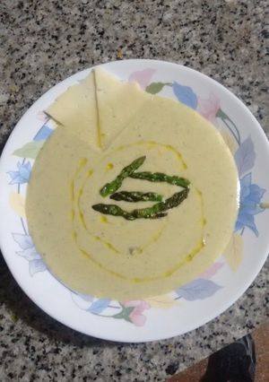 Una foto de Crema de espárragos
