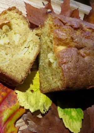 Une photo de Cake aux pommes, cardamome et cannelle