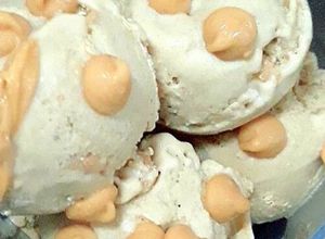 รูปของ โฮมเมดไอศกรีมกล้วยหอมพีนัทบัตเตอร์ Peanut Butter Icecream