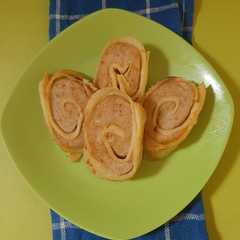 A picture of Eggroll ala Hokben.