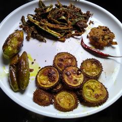 A picture of Fried vegetables.