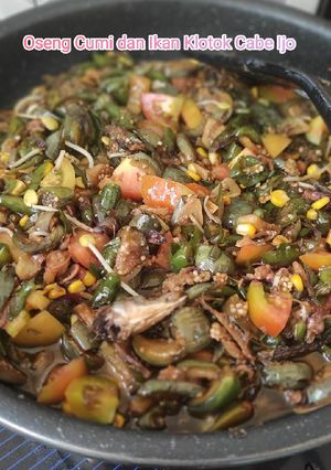 Foto resep Oseng cumi dan ikan asin klotok cabe ijo