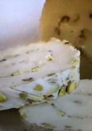 A picture of Arabic ice cream.