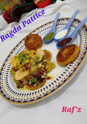 A picture of Ragda pattice.