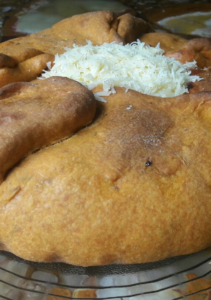 Una foto de Tarta rústica de chauchas y habas con masa de pimentón😉