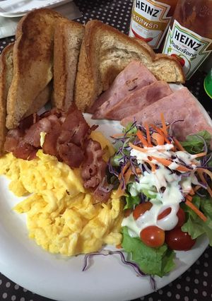 รูปของ Breakfast วัยรุ่น