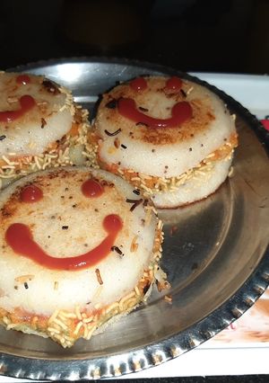 A picture of Idli burger.