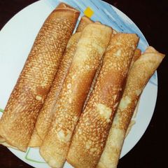 A picture of Lemon pancakes.