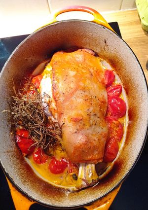 Une photo de Épaule de cochon à la tomate
