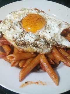 Una foto de Macarrones con chorizo y champiñón