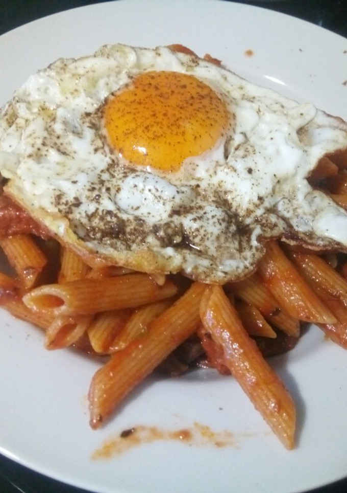 Una foto de Macarrones con chorizo y champiñón