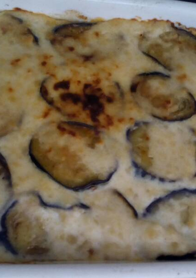 Una foto de Mousaka o pastel de berenjenas