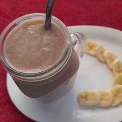 A picture of Banana apple smoothie.