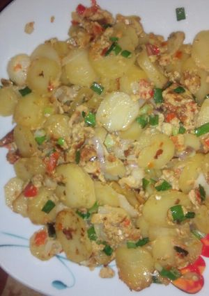 A picture of Potato and egg.
