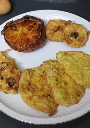 Foto principal de Lomo y manzanas rebozadas con tomate