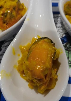 Foto principal de Cucharitas de aperitivo de mejillón al curry