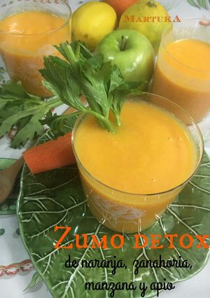 Foto principal de Zumo Detox de zanahoria, naranja, manzana y apio