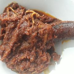 A picture of Pomo stew.
