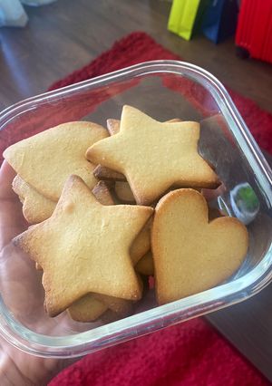 Una foto de Galletas de mantequilla (receta para cortar galletas)
