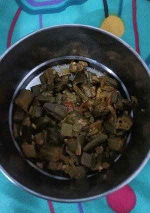 भिन्डी (bhindi recipe in Hindi) रेसिपी मुख्य फोटो