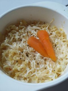 Foto resep Scramble egg noodle (MPASI 9 10 bln keatas)