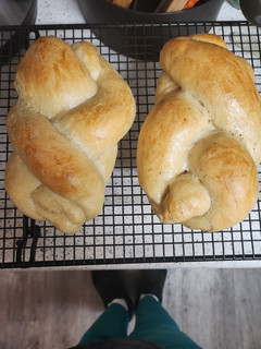 A picture of Challah from Mimi's Cyber Kitchen edited by Leah Ellias.