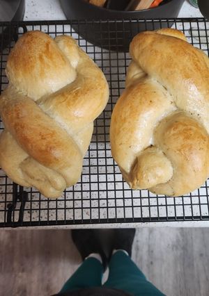 A picture of Challah from Mimi's Cyber Kitchen edited by Leah Ellias.