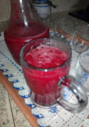 صورة لوصفة عصير طبيعي بالفواكه والخضر