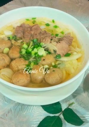 Hình của món Phở nạm bò viên siêu dễ bằng nồi cơm điện.